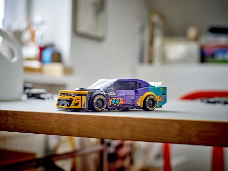 LEGO® Speed Champions Nascar Next Gen Chevrolet Camaro ZL1 (76935) - φωτογραφία 7