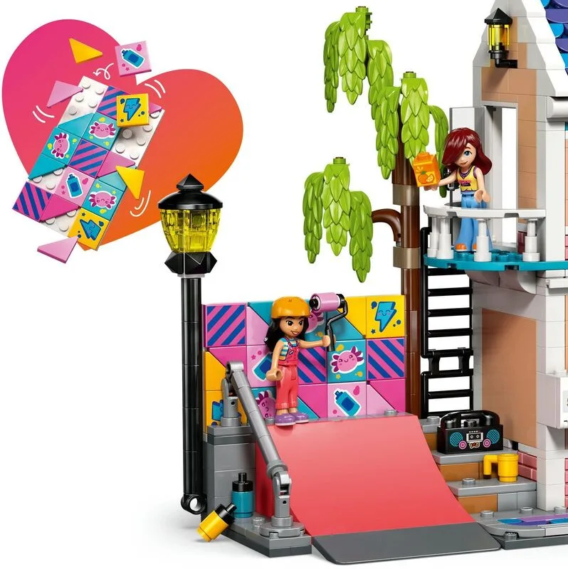 LEGO® Friends Liann's Family House (42687) - φωτογραφία 4