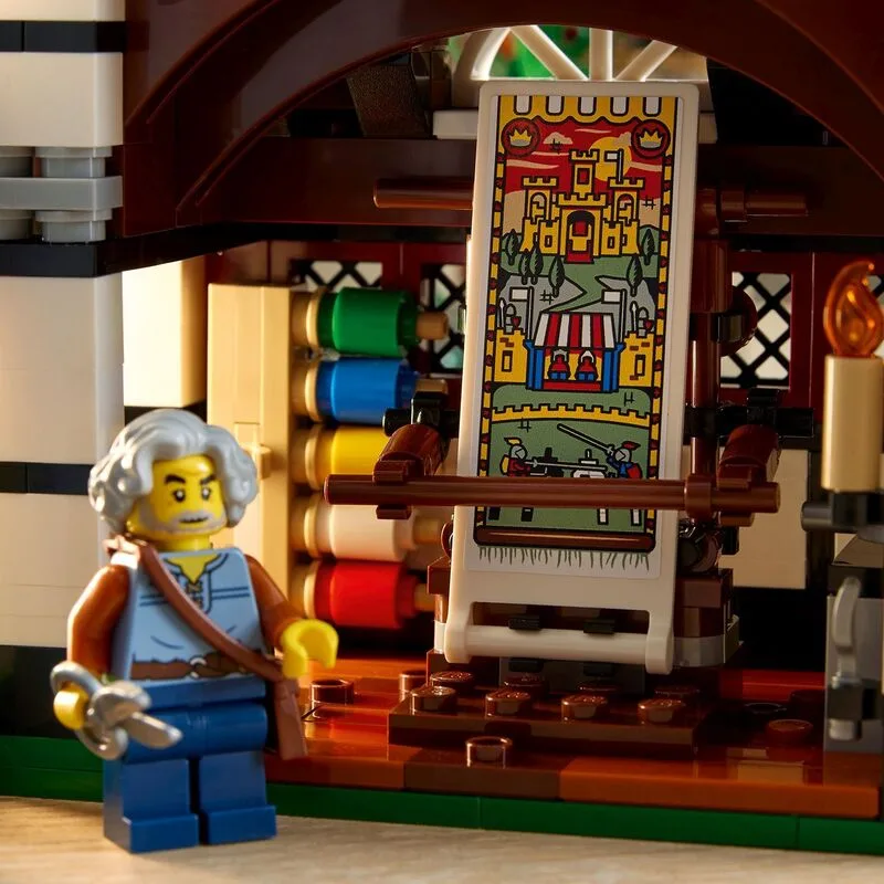 LEGO® Icons Medieval Town Square (10332) - φωτογραφία 7